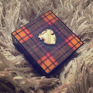 [MAC] authentic tartan face kit//.